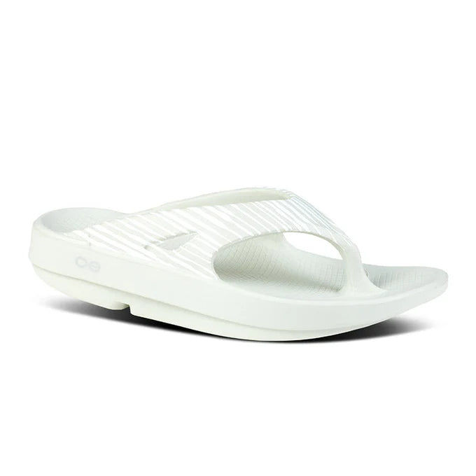 OOFOS リカバリーシューズ | ROCK STEPPERS