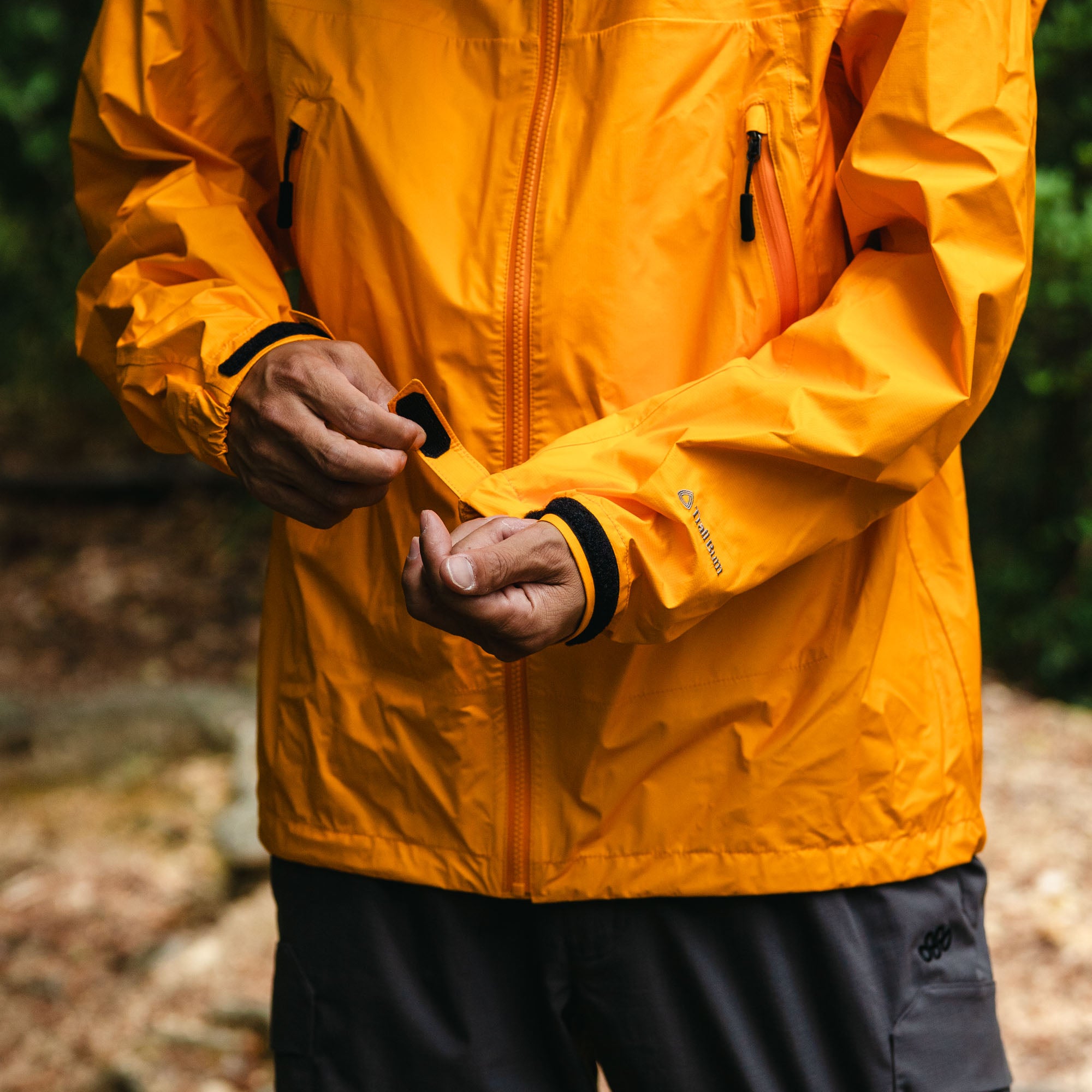 Trail Bum / WALKER SHELL JACKET | ROCK STEPPERS