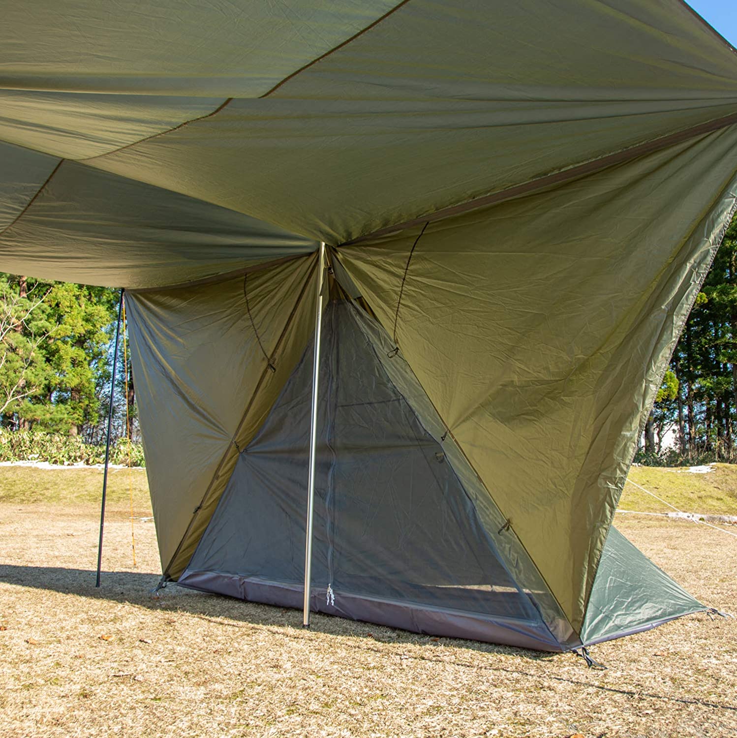 BUNDOK 2 pole tent with sidewalls BDK-02 | ROCK STEPPERS