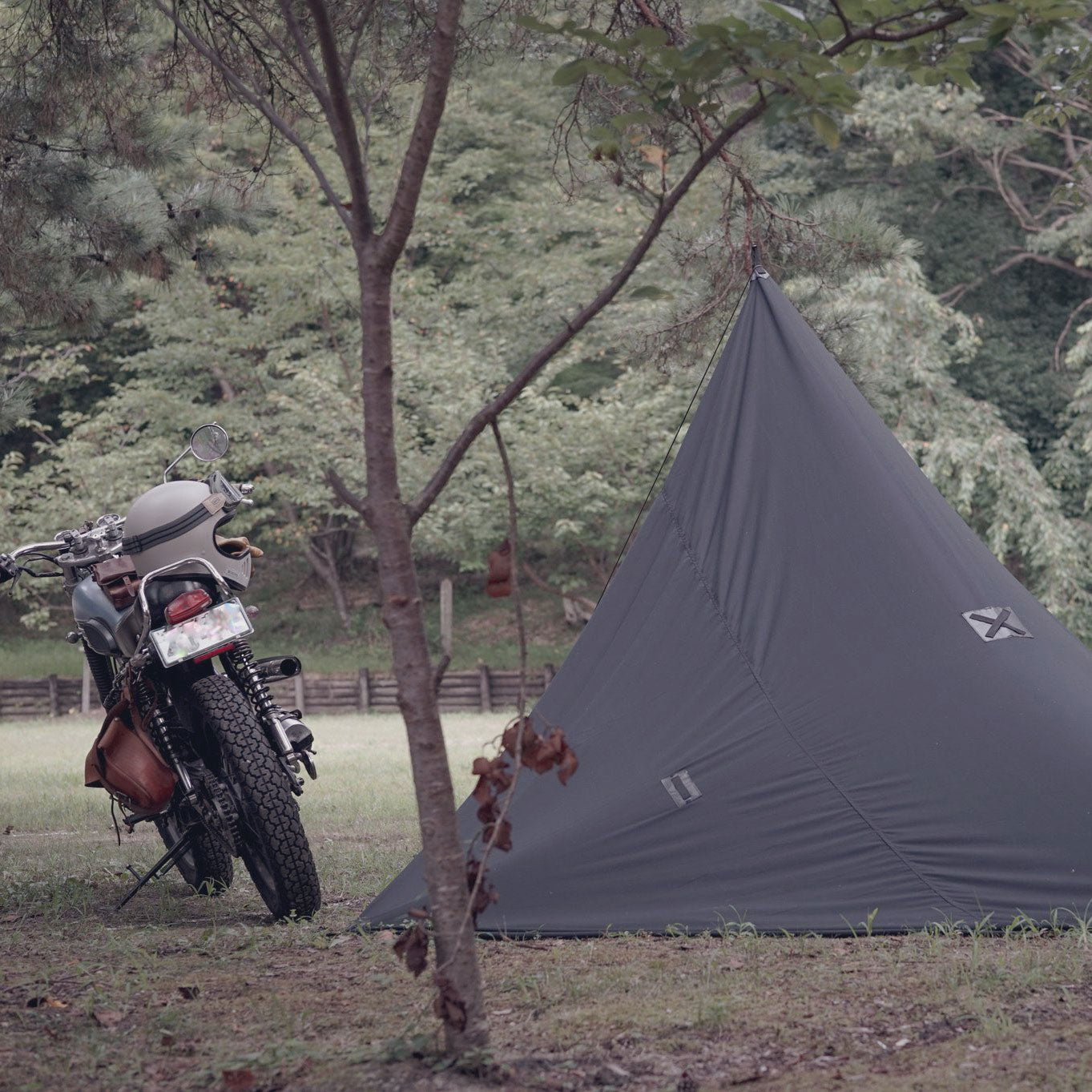 moose　polyester & cotton tarp KURO ムースルームワークス /moose/room works ファスナー搭載タープ